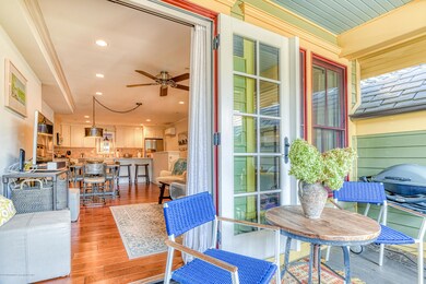 Fabulous Private Porch
