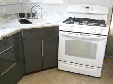 5) Kitchen: Newer Stove