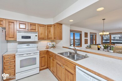 Kitchen MS_106073-SMALL