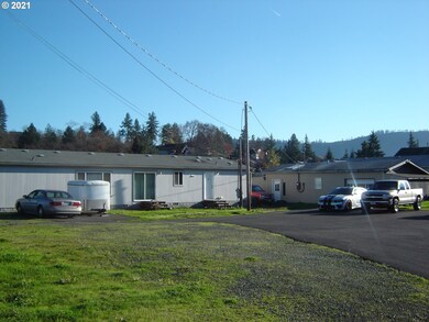 80 NW Lost Ln, Winston, OR 97496 - photo 3
