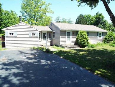 208 Edwin St, Chittenango, NY 13037 - photo 2