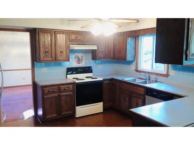 1811 Fairoak Rd, Naperville, IL 60565 - photo 7