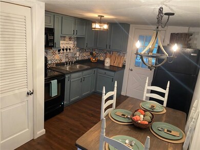 821 E Dunn Ave, Muncie, IN 47303 - photo 4