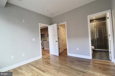 1642 Cambridge St unit C, Philadelphia, PA 19130 - photo 4