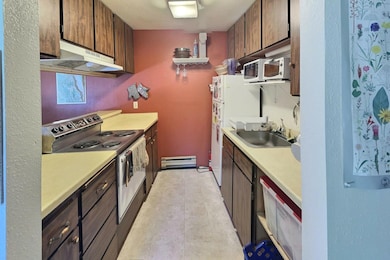 40798 Mill Run Ln unit 20, Shaver Lake, CA 93664 - photo 3