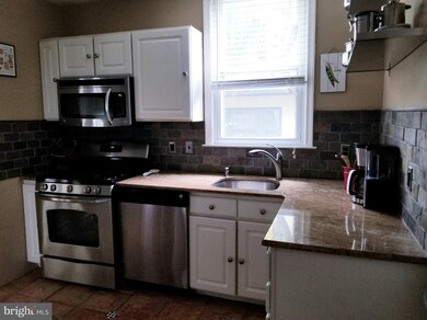 37 N Warner St, Woodbury, NJ 08096 - photo 5