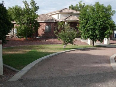 FRONT GRASS