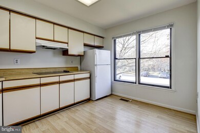 10 Faraday Dr, Lutherville Timonium, MD 21093 - photo 5