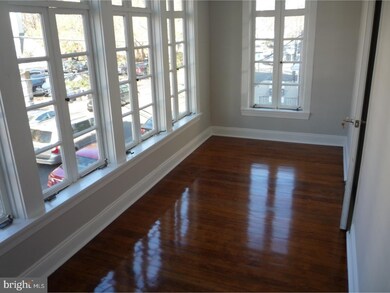 20 E Oakland Ave unit 2 E, Doylestown, PA 18901 - photo 2