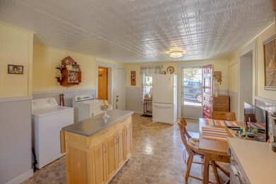 46 Saranac St, Littleton, NH 03561 - photo 5