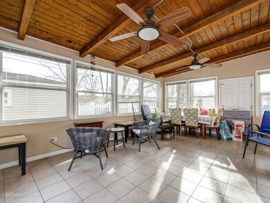 2293 S Scott St, Des Plaines, IL 60018 - photo 4