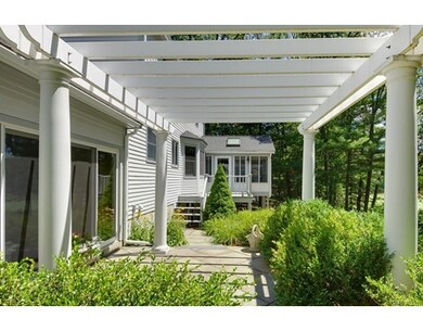 887 Franklin St, Wrentham, MA 02093 - photo 3