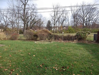 120 Rita Ct, Columbus, OH 43213 - photo 2