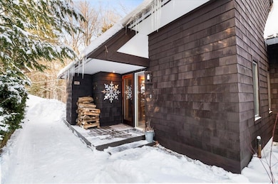 69 Fox Hollow Rd, Winhall, VT 05340 - photo 2