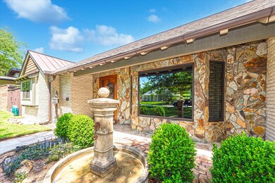 748 W 42nd St, Houston, TX 77018 - photo 6