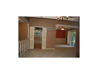 Dining Room & Kitchen