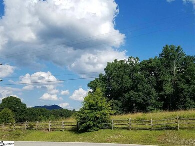Just minutes to Paris Mountain State Park
