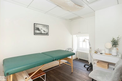 unlisted-address, New York, NY 10019 - photo 6