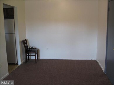 7401 Tamarron Dr, Plainsboro, NJ 08536 - photo 3