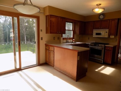 Eat in kitchen