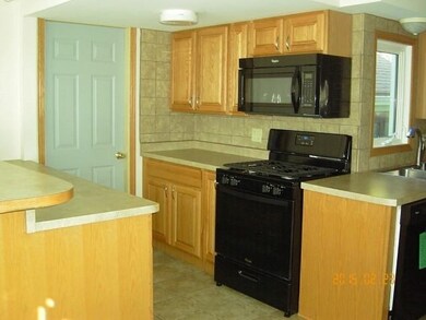 5117 Irish Ln, Fitchburg, WI 53711 - photo 6