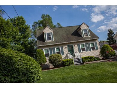 35 Meadow St, Manchester, NH 03103 - photo 2