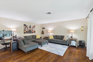 6052 Wrigley Way, Fort Worth, TX 76133 - photo 7