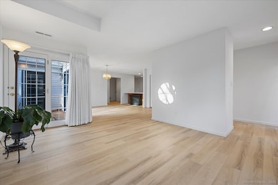 83 Red Cedar Cir, Orange, CT 06477 - photo 6