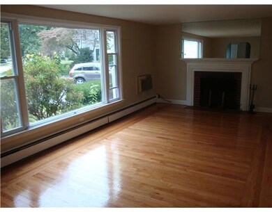 1 Kiwanee Rd, Warwick, RI 02888 - photo 5