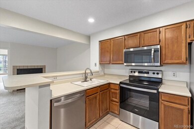 13702 E Lehigh Ave unit A, Aurora, CO 80014 - photo 4