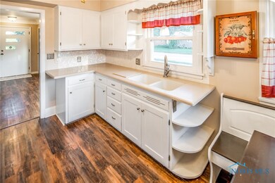 508 Erie St, Woodville, OH 43469 - photo 2