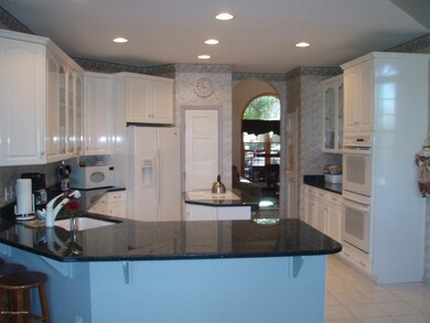 264 Eastshore Dr, East Stroudsburg, PA 18301 - photo 5