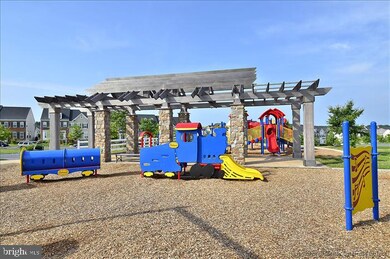 11919 Skylark Rd, Clarksburg, MD 20871 - photo 5