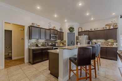 827 E 97th Ct, Odessa, TX 79765 - photo 6