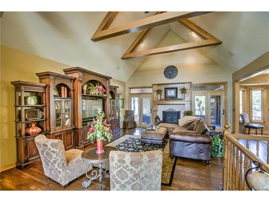 Great Room w/ vaulted ceilings