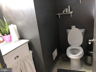 1736 W Oxford St, Philadelphia, PA 19121 - photo 4