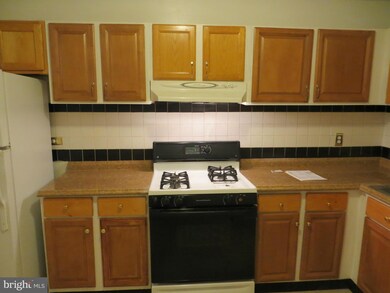 858 Quince Orchard Blvd unit 202, Gaithersburg, MD 20878 - photo 6