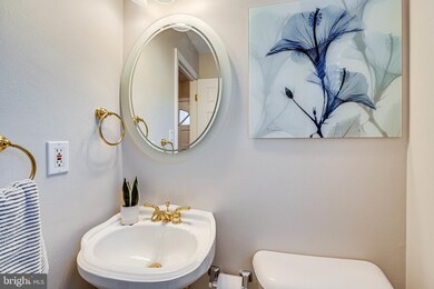 2955 Cashel Ln, Vienna, VA 22181 - photo 5