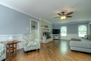1907 Huguenot Hundred Dr, Midlothian, VA 23113 - photo 4