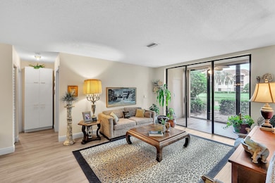 4101 Coral Tree Cir unit 116, Coconut Creek, FL 33073 - photo 4