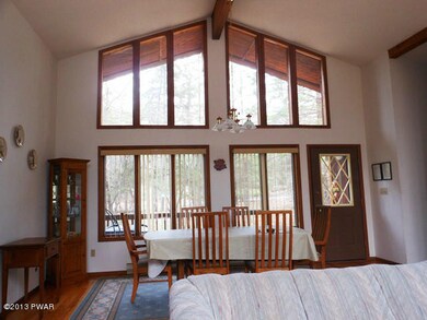 130 Lake View Cir, Hawley, PA 18428 - photo 6