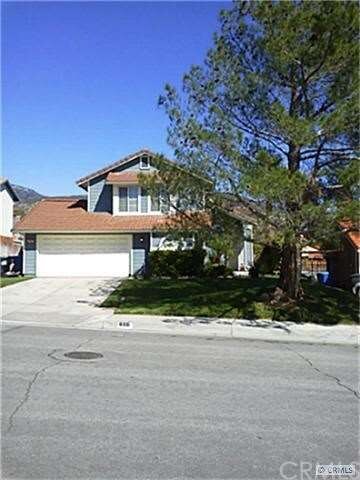 Front View of this lovely neighborhood.