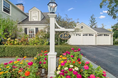 240 Elm Rd, Barrington, IL 60010 - photo 2