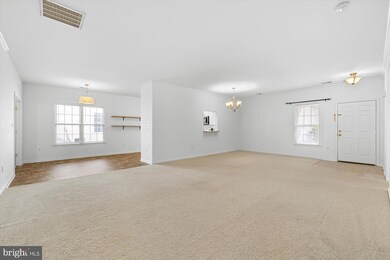 6906 Winthrop Ct, Fredericksburg, VA 22407 - photo 5