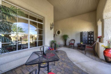 005_Courtyard