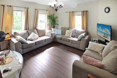 218 East St, Methuen, MA 01844 - photo 4