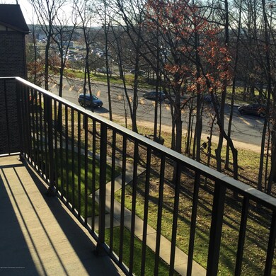 Foxwood Square unit 10, Staten Island, NY 10314 - photo 4