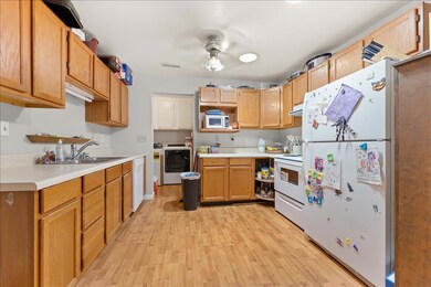 215 Forest - Interior 3