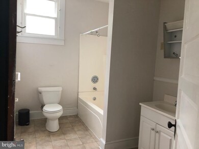 413 N Talbot St unit 2ND FLOOR LEFT, Saint Michaels, MD 21663 - photo 4