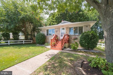 731 Jansen Ave, Essington, PA 19029 - photo 2